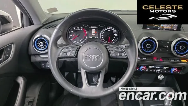AUDI A3 40 TFSI 2018 — photo 13 sur 20
