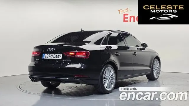 AUDI A3 40 TFSI 2018 — photo 2 sur 20