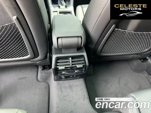 AUDI Q3 (F3) 40 TFSI Quattro Premium 2026 — photo 9 sur 23