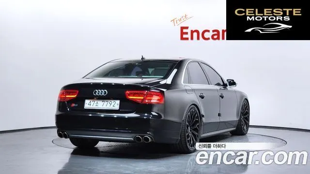 AUDI S8 4.0 TFSI Quattro 2013 — photo 2 sur 20