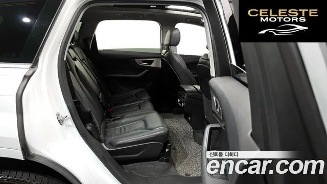 AUDI Q7 (4M) 45 TFSI Quattro 2019 — photo 12 sur 20