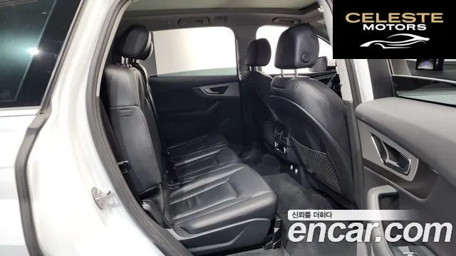 AUDI Q7 (4M) 45 TFSI Quattro 2019 — photo 12 sur 26