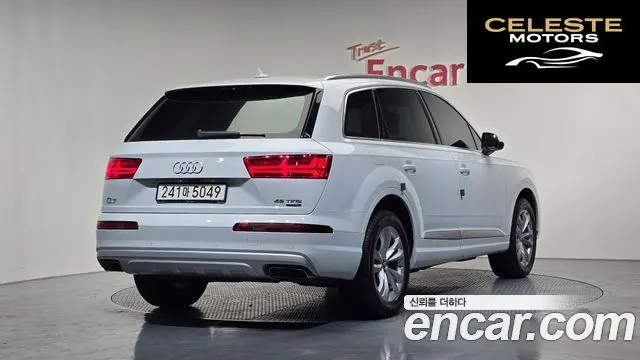 AUDI Q7 (4M) 45 TFSI Quattro 2019 — photo 2 sur 26