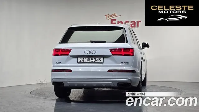 AUDI Q7 (4M) 45 TFSI Quattro 2019 — photo 4 sur 26