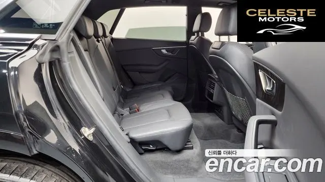 AUDI Q8 (4M) 45 TDI Quattro Premium 2023 — photo 12 sur 20