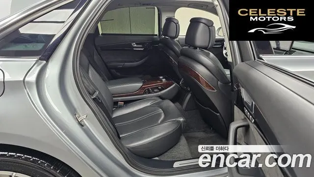 AUDI A8 4.2 FSI Quattro 2012 — photo 12 sur 20