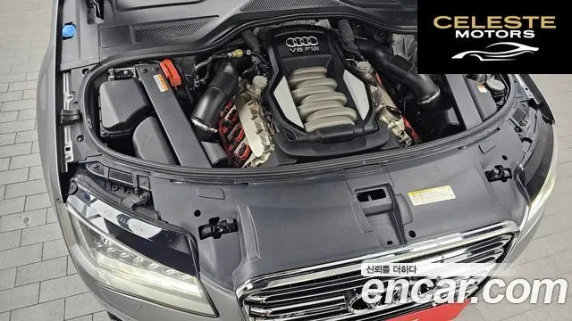 AUDI A8 4.2 FSI Quattro 2012 — photo 6 sur 20
