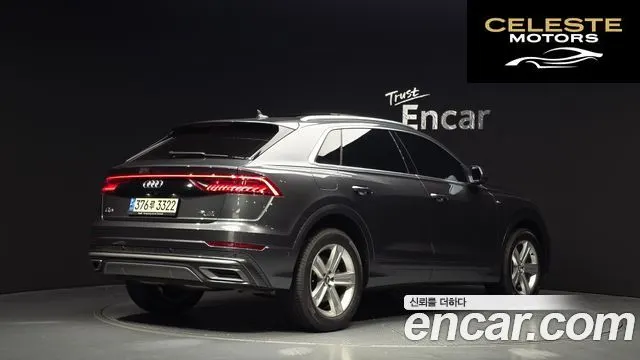 AUDI Q8 (4M) 45 TDI Quattro Premium 2021 — photo 2 sur 20