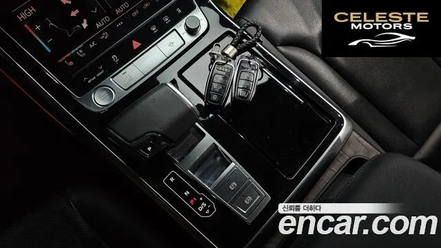 AUDI Q7 (4M) 45 TDI Quattro Premium 2020 — photo 9 sur 20