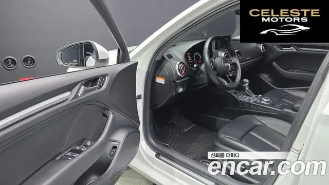 AUDI A3 40 TFSI 2018 — photo 11 sur 20