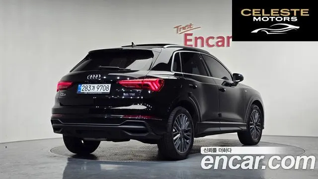 AUDI Q3 (F3) 35 TDI Premium 2022 — photo 2 sur 26