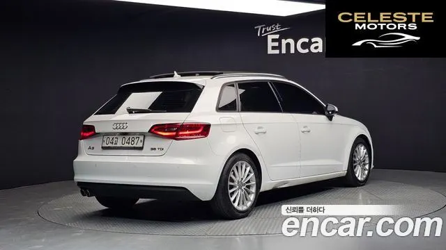 AUDI A3 35 TDI Dynamic Sportback 2016 — photo 2 sur 20