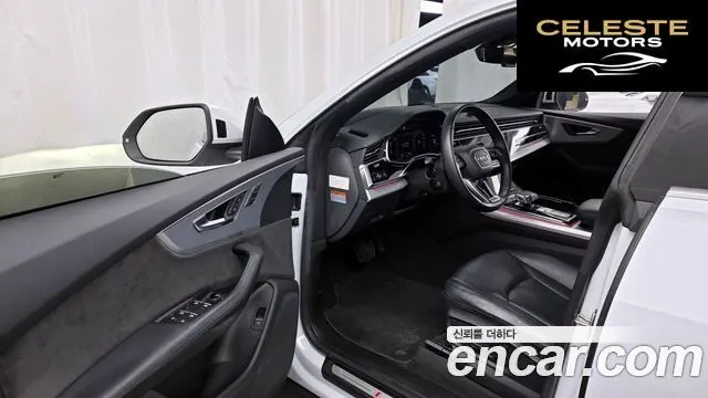 AUDI Q8 (4M) 45 TDI Quattro Premium 2020 — photo 10 sur 20