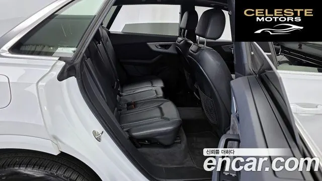 AUDI Q8 (4M) 45 TDI Quattro Premium 2020 — photo 12 sur 20