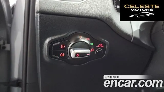 AUDI Q5 2.0 TDI Quattro 2012 — photo 14 sur 26
