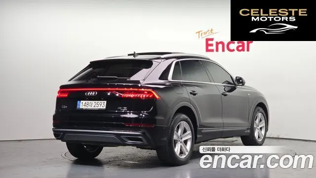AUDI Q8 (4M) 45 TDI Quattro Premium 2021 — photo 2 sur 20