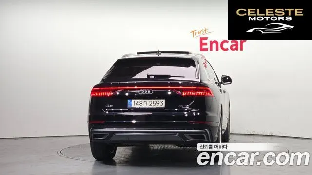 AUDI Q8 (4M) 45 TDI Quattro Premium 2021 — photo 4 sur 20