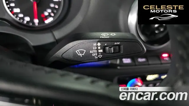 AUDI A3 40 TFSI 2018 — photo 18 sur 26