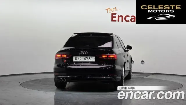 AUDI A3 40 TFSI 2018 — photo 4 sur 26