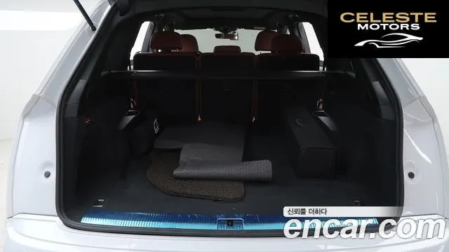 AUDI Q7 (4M) 45 TDI Quattro Premium 2021 — photo 12 sur 26