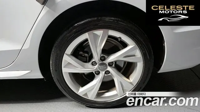 AUDI A4 (B9) 40 TFSI Premium 2021 — photo 5 sur 26
