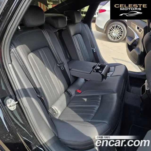 AUDI A6 (C8) 45 TFSI Quattro Premium 2020 — photo 13 sur 26