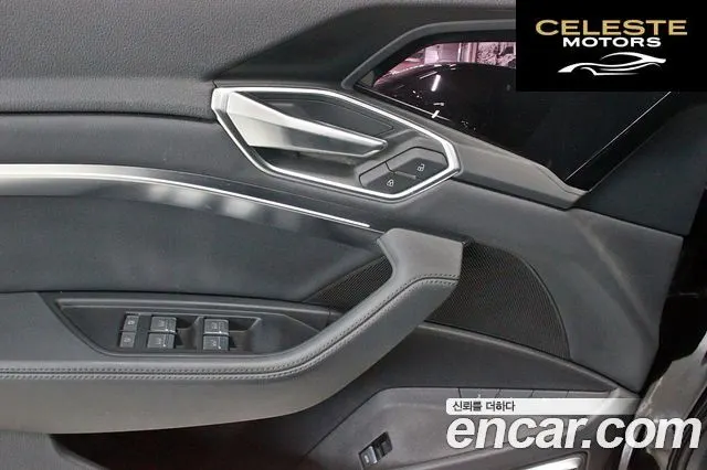 AUDI e-55 Quattro Sportback 2022 — photo 11 sur 26