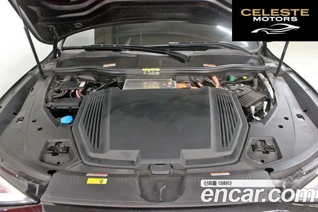 AUDI e-55 Quattro Sportback 2022 — photo 6 sur 26