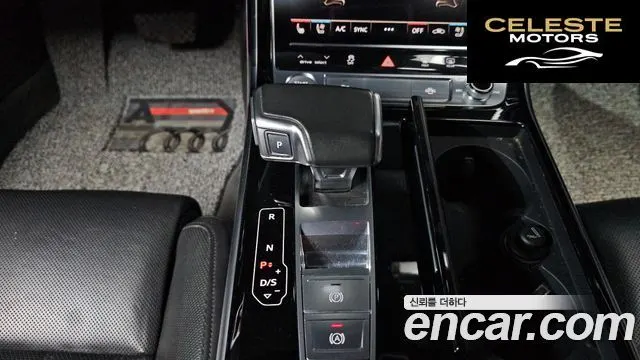 AUDI A8 (D5) 55 TFSI Quattro LWB 2020 — photo 9 sur 20