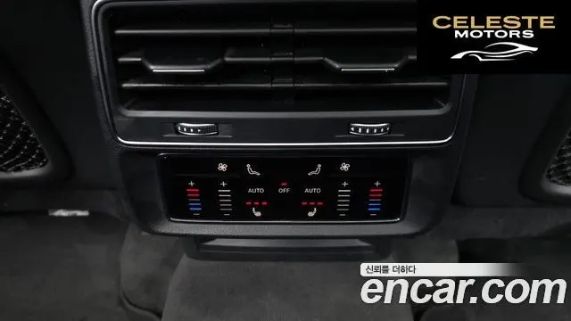AUDI Q8 (4M) 45 TDI Quattro Premium 2021 — photo 17 sur 26