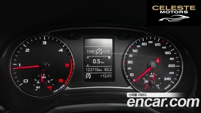 AUDI A1 30 TDI Premium 2015 — photo 8 sur 20