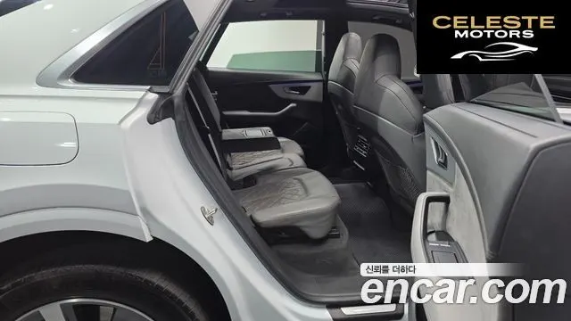 AUDI Q8 (4M) 50 TDI Quattro Premium 2022 — photo 12 sur 20