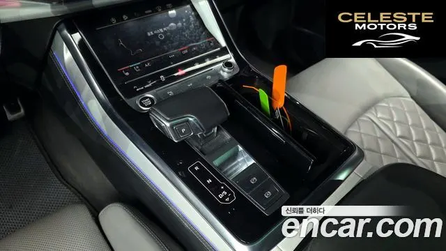 AUDI Q8 (4M) 50 TDI Quattro Premium 2022 — photo 9 sur 20