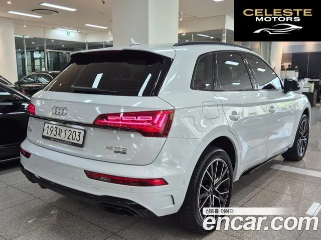 AUDI Q5 (FY) 45 TFSI Quattro Premium 2024 — photo 2 sur 26