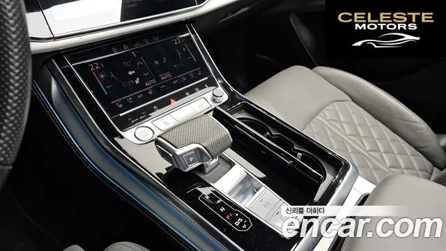 AUDI Q8 (4M) 50 TDI Quattro Premium 2020 — photo 9 sur 20