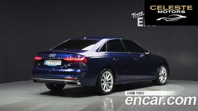 AUDI A4 (B9) 40 TFSI 2023 — photo 2 sur 20