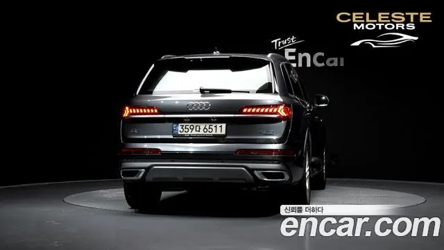 AUDI Q7 (4M) 45 TDI Quattro Premium 2021 — photo 4 sur 20
