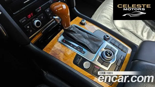 AUDI Q7 4.2 TDI Quattro 2011 — photo 9 sur 20
