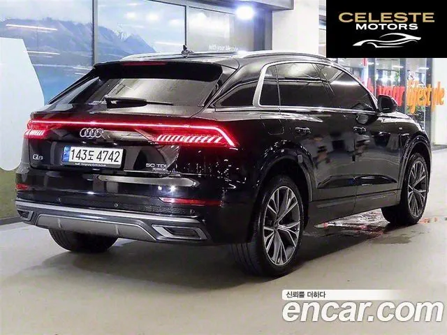 AUDI Q8 (4M) 50 TDI Quattro Premium 2021 — photo 4 sur 26
