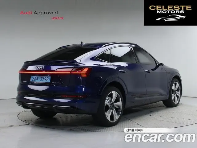 AUDI e-55 Quattro Sportback 2022 — photo 2 sur 26
