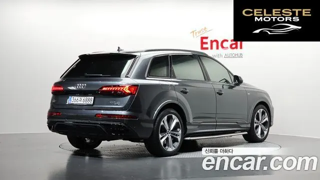 AUDI Q7 (4M) 55 TFSI Quattro Premium 2022 — photo 2 sur 20