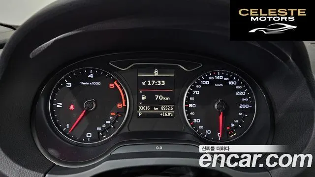 AUDI A3 35 TDI Dynamic Sportback 2015 — photo 8 sur 20