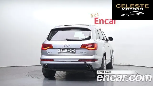 AUDI Q7 3.0 TDI Quattro Dynamic 2014 — photo 4 sur 20