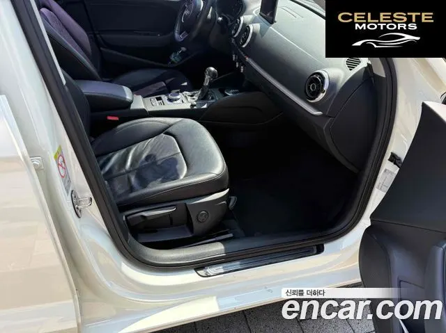 AUDI A3 35 TFSI Dynamic 2015 — photo 11 sur 19