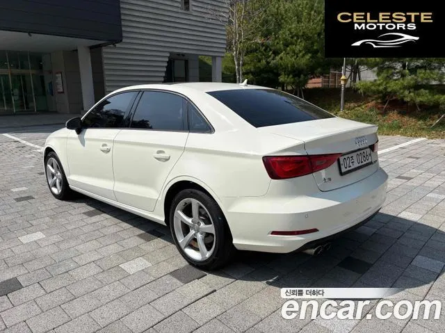 AUDI A3 35 TFSI Dynamic 2015 — photo 4 sur 19