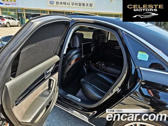 AUDI A8 4.2 FSI Quattro RSE 2011 — photo 10 sur 26