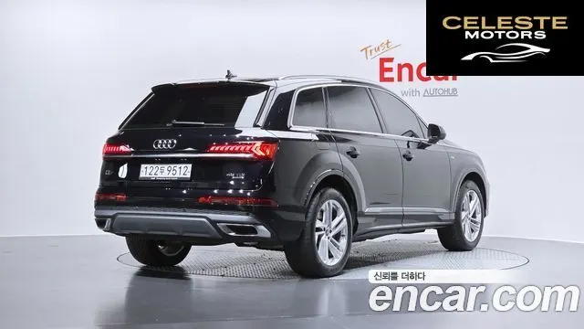 AUDI Q7 (4M) 45 TDI Quattro Premium 2021 — photo 2 sur 26