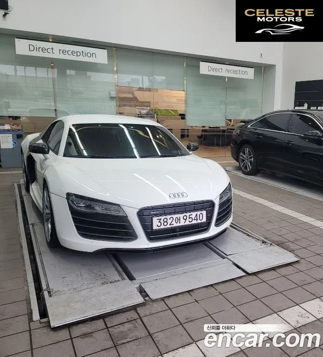 AUDI R8 5.2 V10 Coupé 2014 — photo 10 sur 17