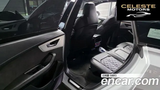 AUDI Q8 (4M) 55 TFSI Quattro Premium 2021 — photo 11 sur 20