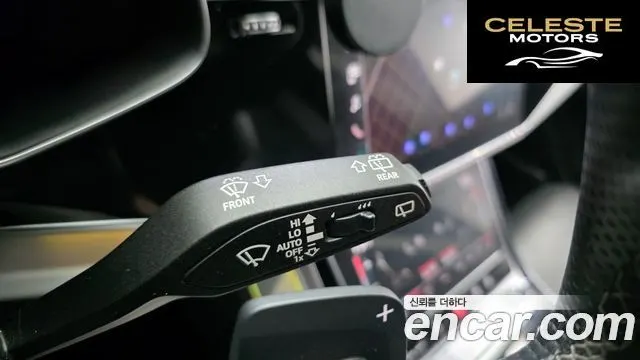 AUDI Q8 (4M) 55 TFSI Quattro Premium 2021 — photo 14 sur 20